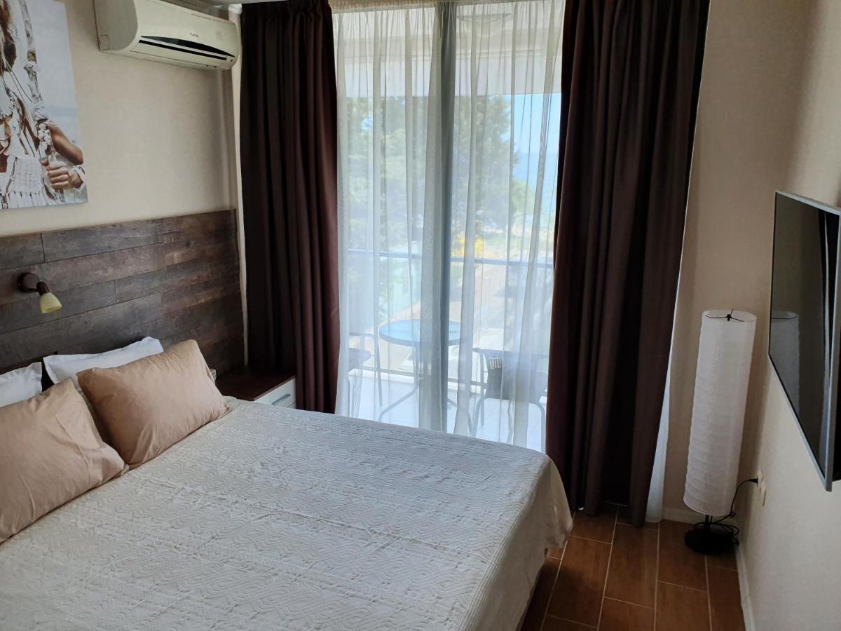 Апартамент За Гости ,,1В-15" Амара Бутик"" Ravda Exterior foto